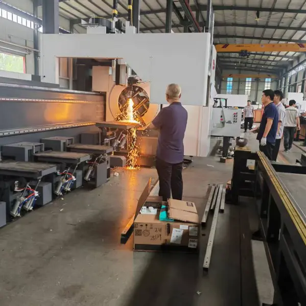 Ducens in industria upgrade: in-profundum studium provectus laser fistulam secare technology